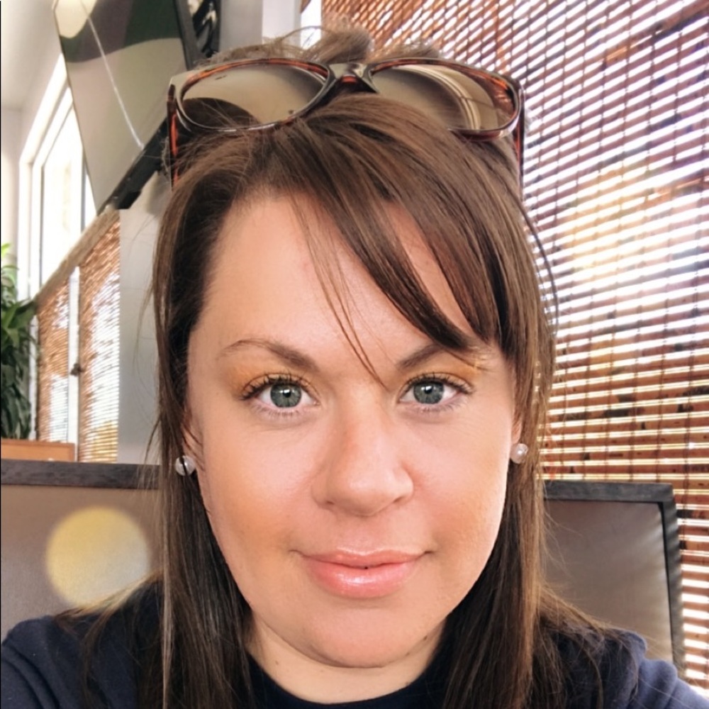 Meet your Posher, Tina
